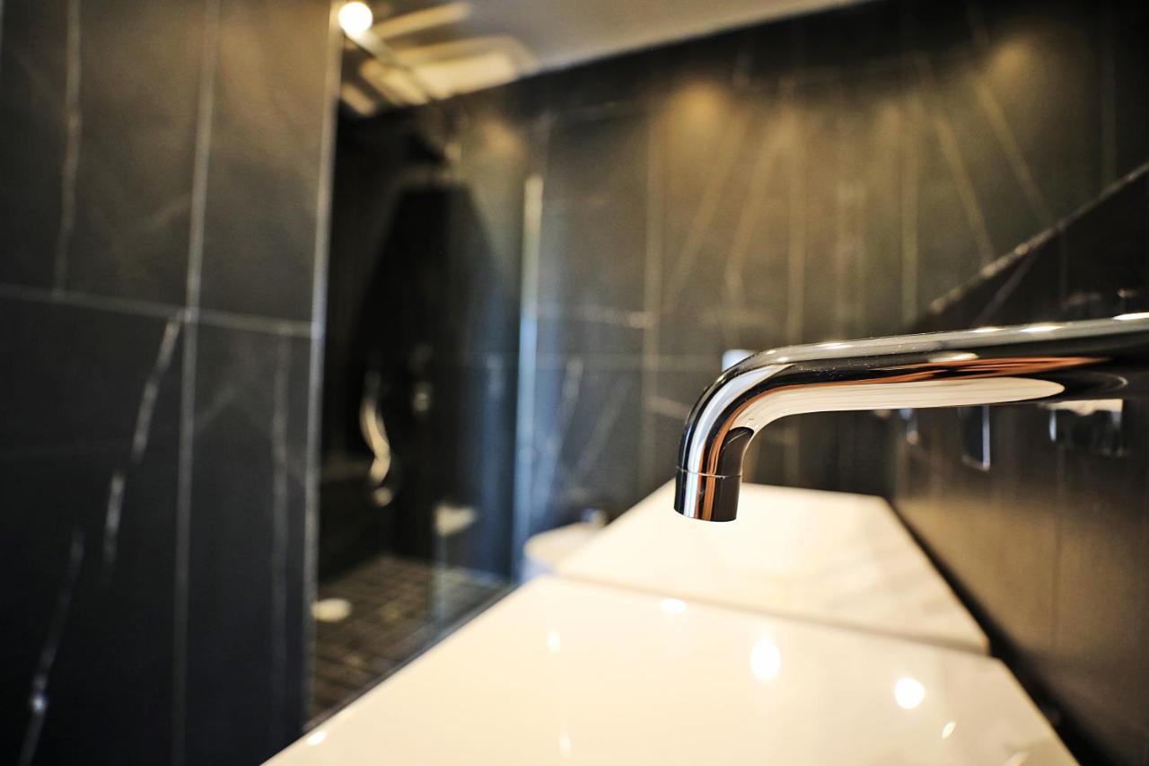 President Plaza Vip Suite Spa By Babylon Stay Napels Buitenkant foto
