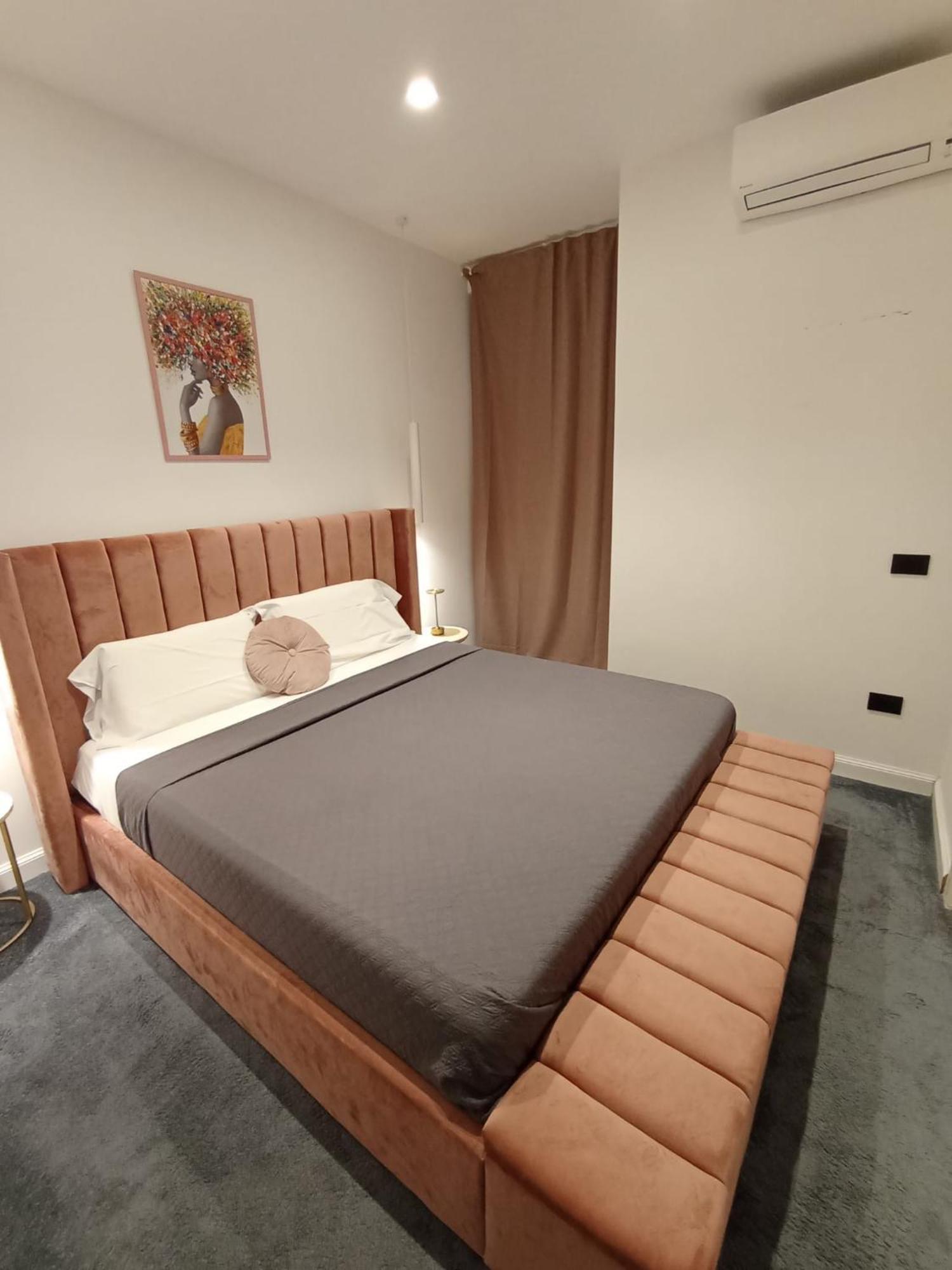 President Plaza Vip Suite Spa By Babylon Stay Napels Buitenkant foto