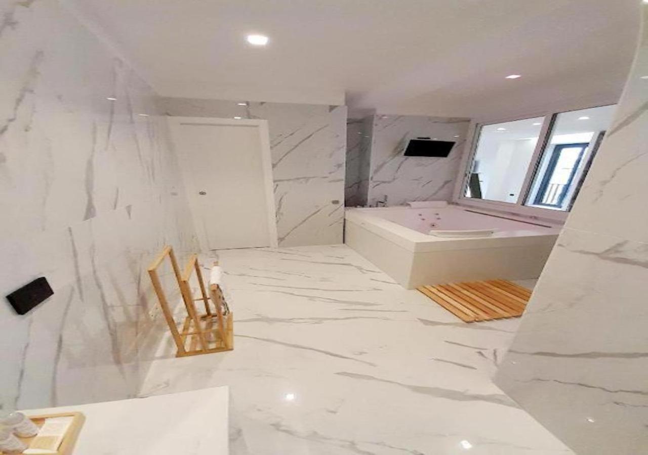 President Plaza Vip Suite Spa By Babylon Stay Napels Buitenkant foto