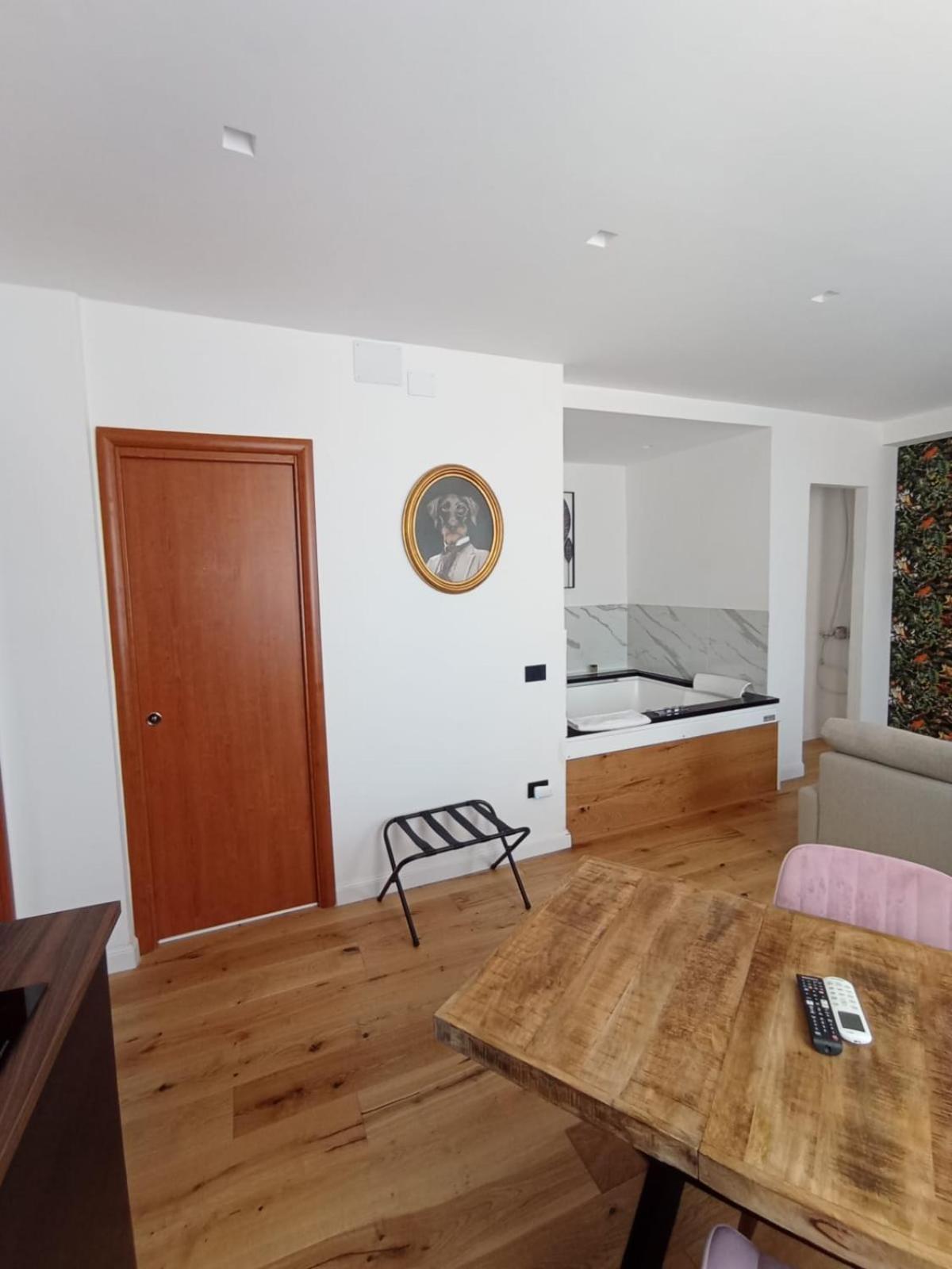 President Plaza Vip Suite Spa By Babylon Stay Napels Buitenkant foto